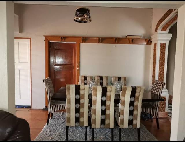 3 BEDROOM HOUSE FOR SALE IN FOREST HILL